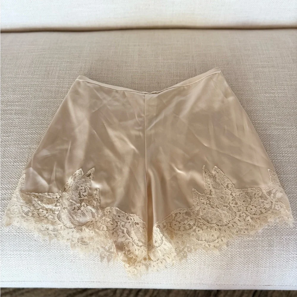 Reformation Fern Satin Shorts - Picture 3 of 4